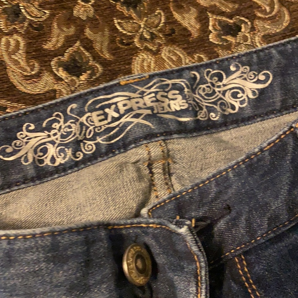 Express Jeans - Picture 2 of 4